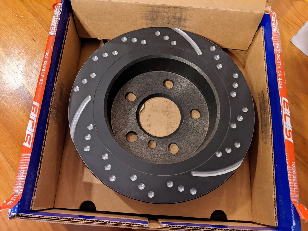 TheProfosist's tweet image. Bunch more things came in for maintenance on my #MiniF56

Sadly missing the pads to go rear rotors but I guess I can do the oil change pertaining I didn't lose too much of the one that leaked.
#TechLife #DIY #HandyMan