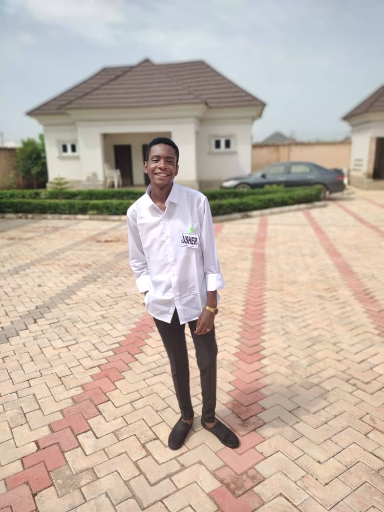 UshersImperial's tweet photo. Smart and hardworking... https://t.co/QoqhMrbiQM