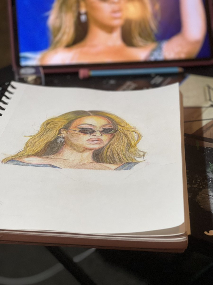 daitheeartist's tweet image. 7.5 hours and I’m DONE. Now what’s for dinner?