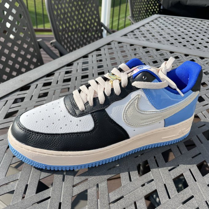 新品】NIKE byyou エアフォース1アンロックド www.lram-fgr.ma
