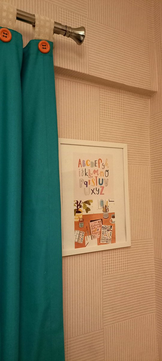 De vuelta al cole¡! KidRoom's 👧🧑
Uso de una paleta de colores  divertida y alegre, la cual utilizamos en pared y textiles. 
Amor por lo que hacemos 🧡💙