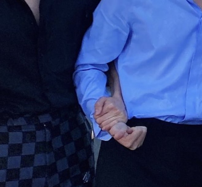 martinisips's tweet photo. no bcz the way jungkook just grabs jin https://t.co/bmIeGbmqeI