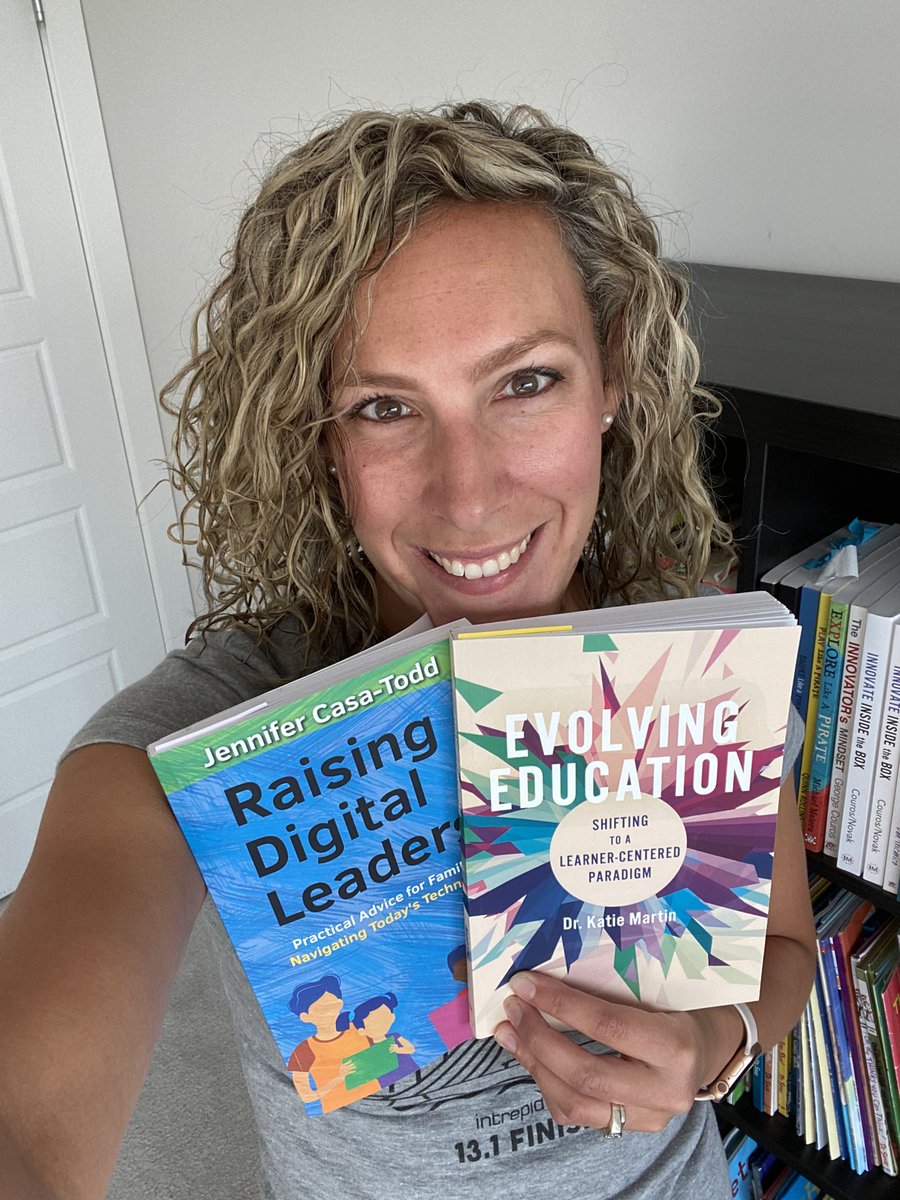Hey #tlap! Annick, grade 1 French immersion teacher from Winnipeg 🇨🇦. I am currently reading these two gems #RaisingDigitalLeaders #EvolvingEducation