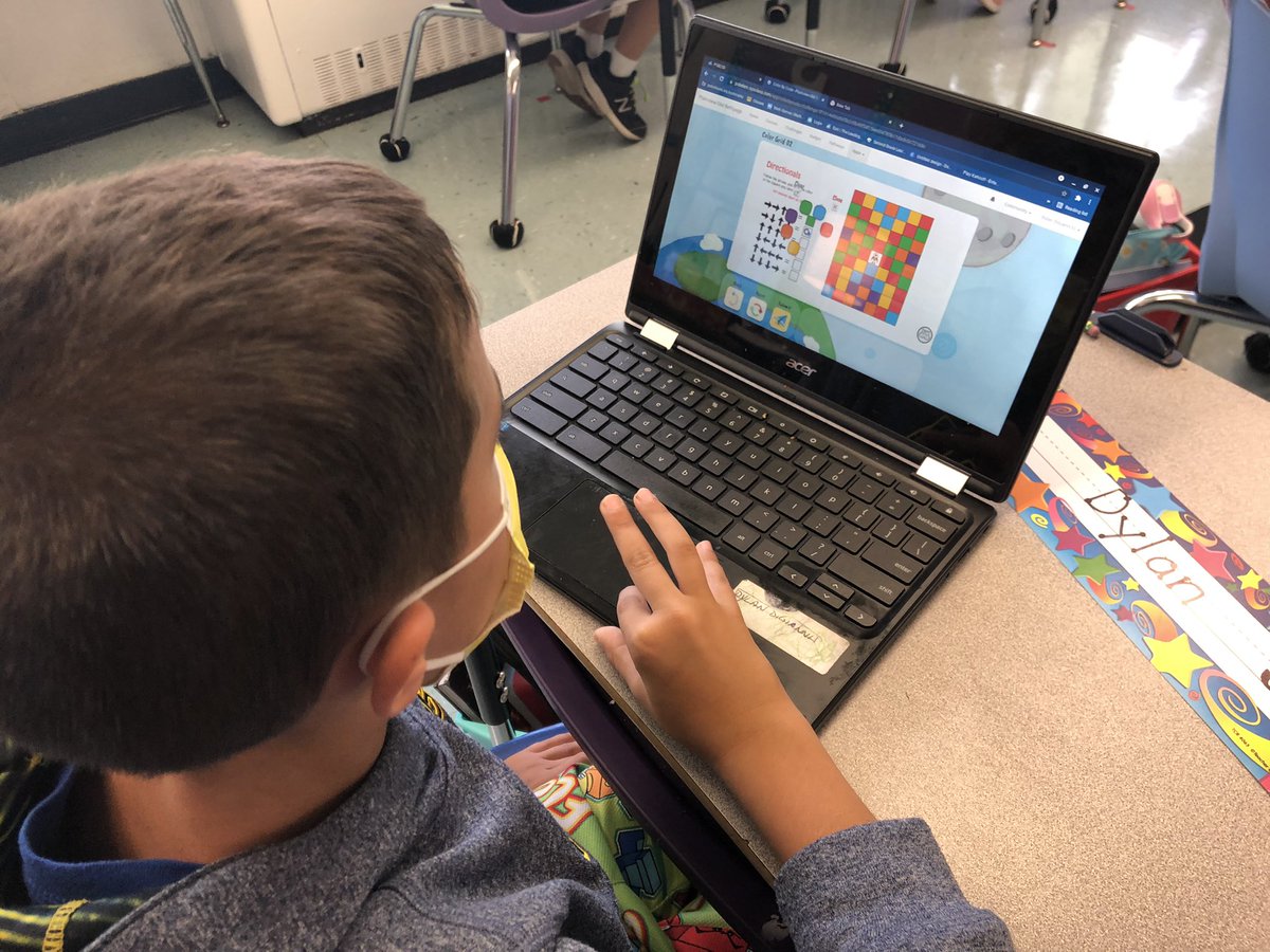 BWileyPOB's tweet image. So impressed with the students of @ParkwayPOB today while I participated in one of their first coding lessons with @MrsLindseyPOB using KidOYO. The language of coding is now at their fingertips! @POBSchools @marytomeara @mrsclampittPOB @mrsyohePOB