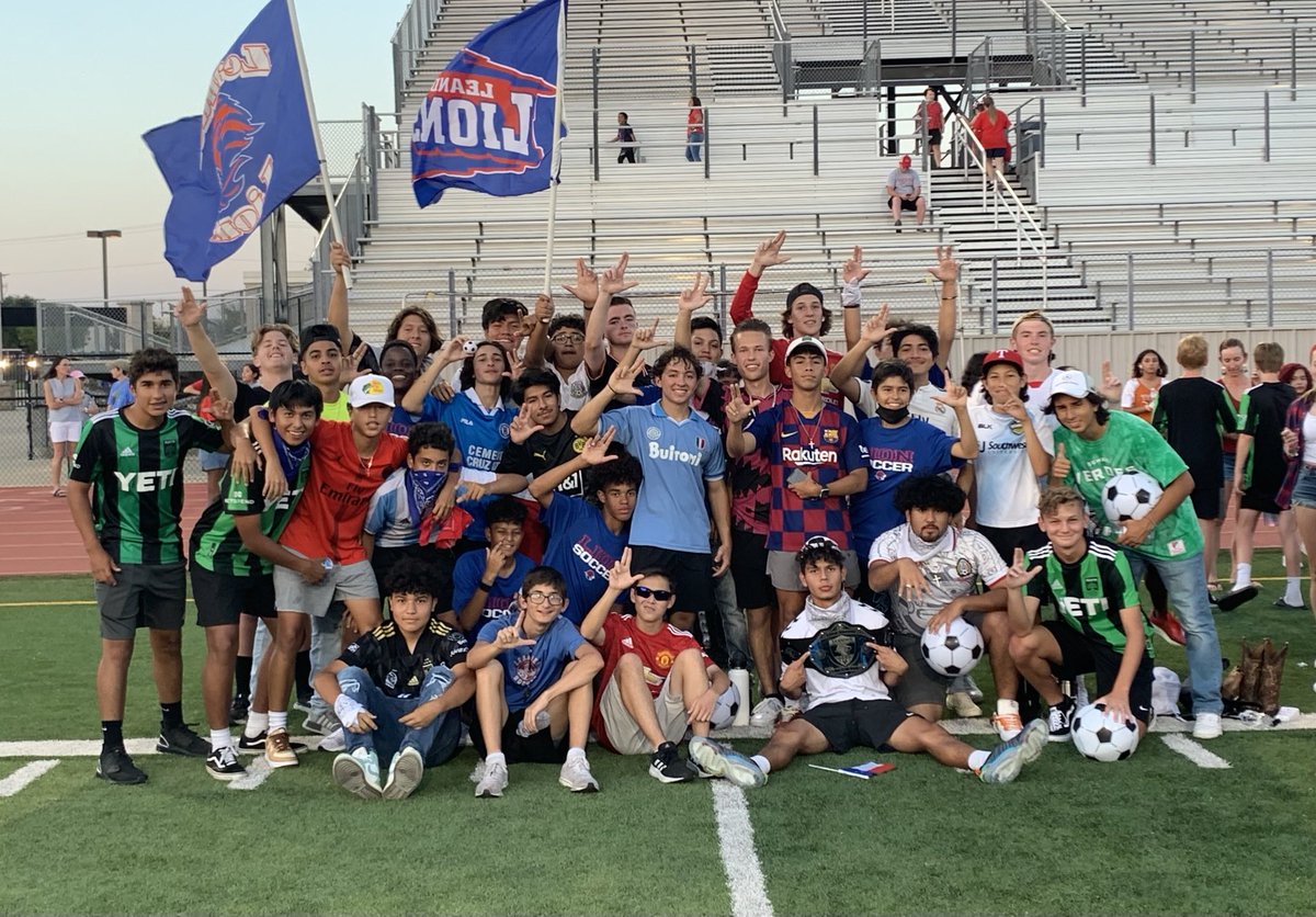RussPGirard's tweet photo. Leander boys soccer representing at the homecoming festivities tonight. We had a great time! https://t.co/x2xx9PYEpC