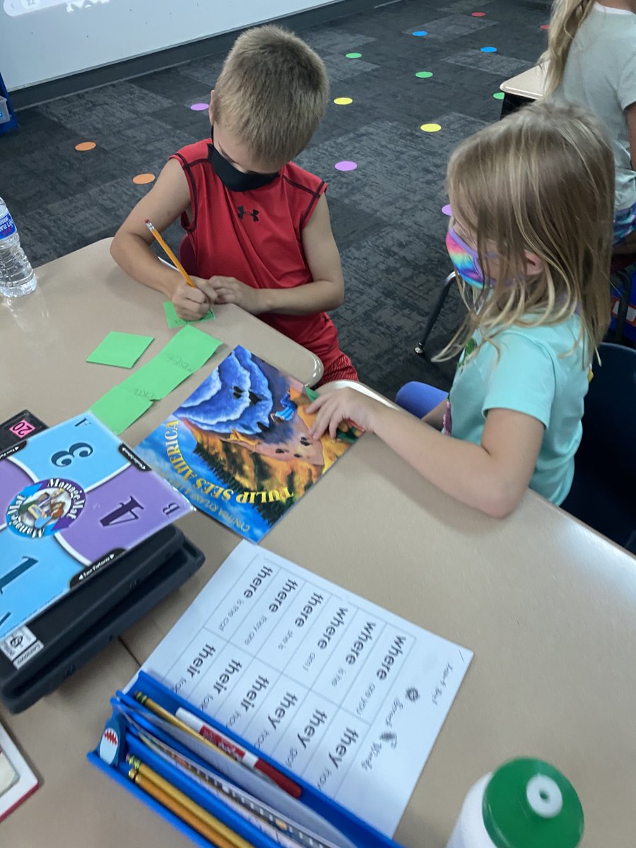 AngeeSchmidt's tweet photo. Students are noticing that authors write about different topics.  They used “jot thoughts,” to record their thinking while collaborating with peers. ⁦@EHEWarriors⁩ #kaganstructures #readersarewriters https://t.co/uy4S9gZ0Sn