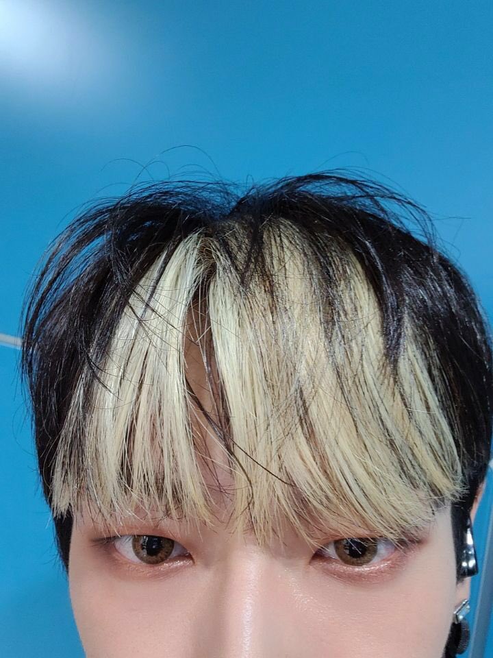 OmegaXFancafe's tweet photo. Fancafe update 
[210921] Taedong 

#OMEGA_X #오메가엑스 
#태동 #Taedong https://t.co/Flq9A6NPZM