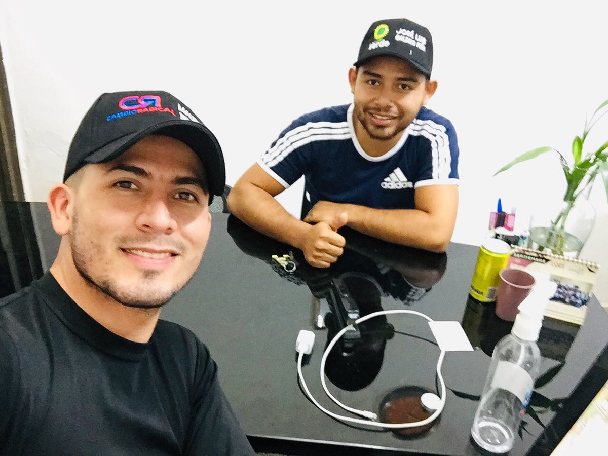HCMauricioTM's tweet photo. Y me preguntan que si voy a aspirar a la #Alcaldia estoy respondiendo SI, la historia nos dice que es el momento de nosotros los #jóvenes sin desmeritar a nadie, esto es un proceso no es fácil pero tampoco imposible. 
Hay que dar el paso @crjuventudes @PCambioRadical #Algeciras https://t.co/MdvGyVDByV