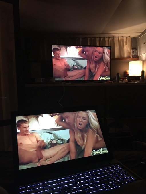 It&rsquo;s been awhile #twitterafterdark still a thing? https://t.co/nyUlpZJl0n<a href="/tag/twitterafterdark"class="tags">#twitterafterdark</a>