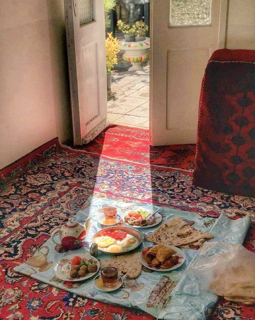 أحلى قعده كمية دفء وبساطة بالصورة"❤️⁩".
#صباح_الخير