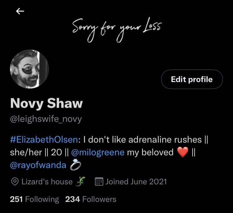 LeighShawsWife's tweet photo. Y’all have your fun with you lizzie layouts, i’ll be robbie for my lizzie @rayofwanda #rovy https://t.co/XELOAJI5Uo