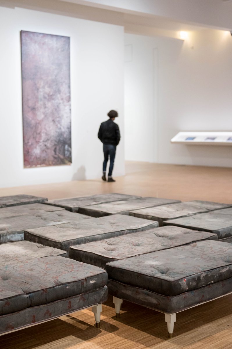 ⚠️#ExpoKuitca : Derniers jours⚠️

⌛️Dernière semaine pour découvrir l'œuvre de Guillermo Kuitca.
📅A ne pas rater dimanche 26 septembre : 
15 h : Rencontre avec le chorégraphe Thomas Duchatelet.
16 h 30 : Dernière visite guidée de l'exposition.  
Infos 👉 bit.ly/3hPZ4gg