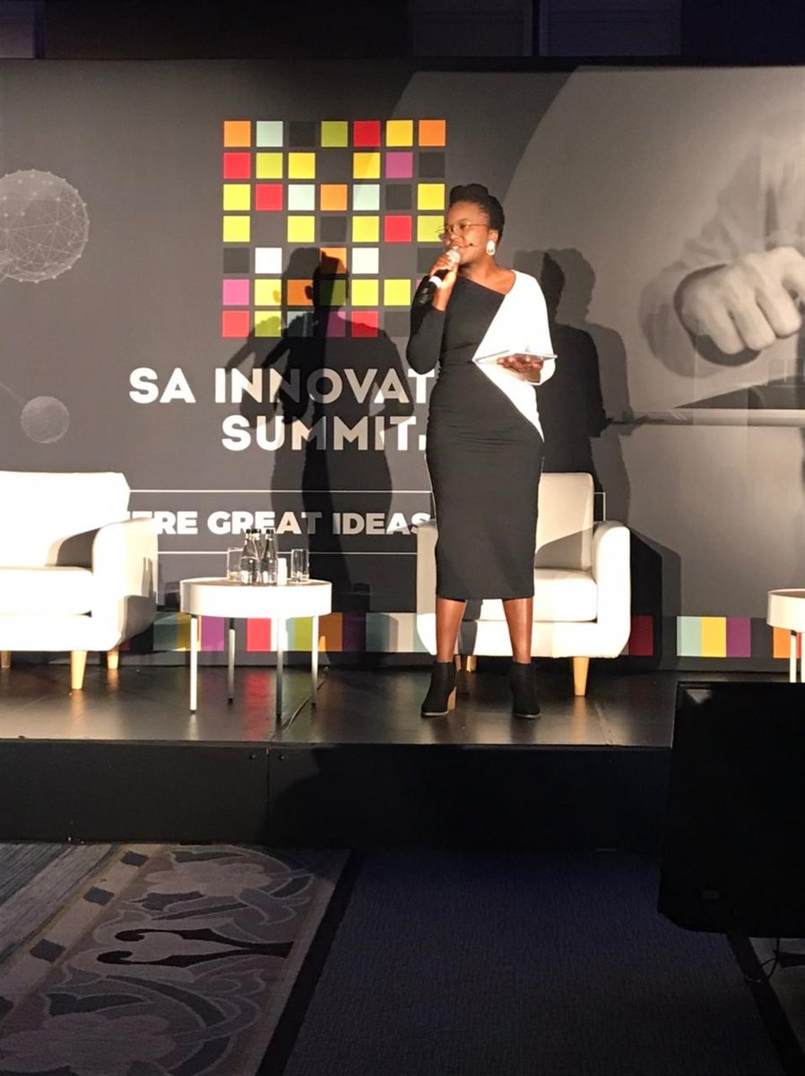 #SAIS2021 spoken word opening by Summit Poet Puno Selesho
"Move with the world"
"It is time for you and me to break boundaries"
"May we never fear failure again"
#ExpandingHorizons