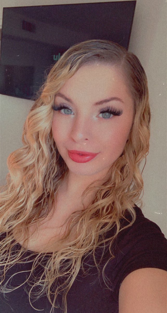 madisson_barr's tweet photo. X2 😘 https://t.co/4QQLnSKUjR