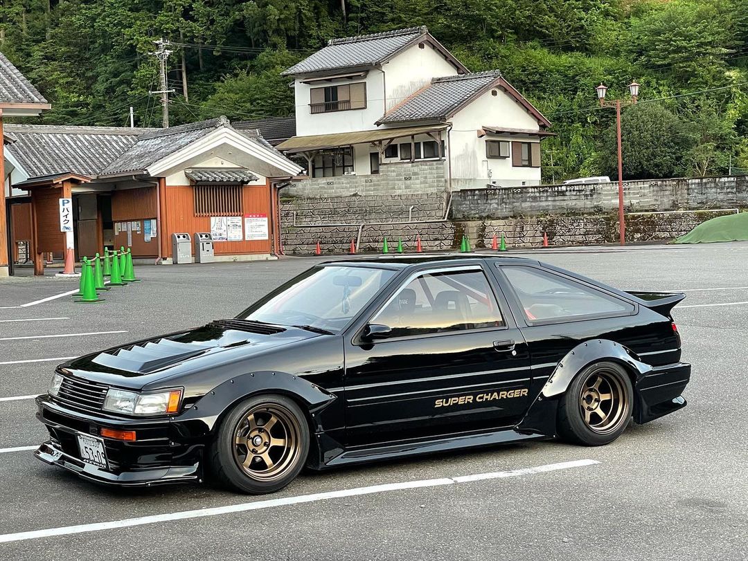 CarsAutosRides's tweet image. #Toyota AE86 redd.it/psehjr