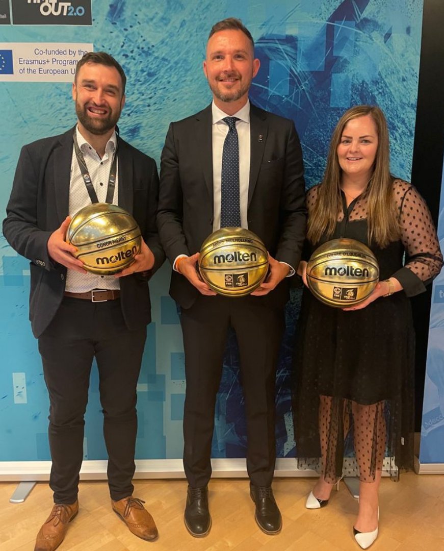 .<a href="/FIBA/">FIBA Basketball</a> Europe's TIME-OUT 2.0 project celebrated its successful participants earlier this month, and we were proud to have <a href="/Louol1/">Louise Oloughlin</a>, Conor Meany and <a href="/marcmulholland/">Marc Mulholland</a> representing Basketball Ireland/<a href="/BasketballNI/">Basketball NI</a> in this prestigious programme 👏

Read more ➡️ bit.ly/3lCyfgQ