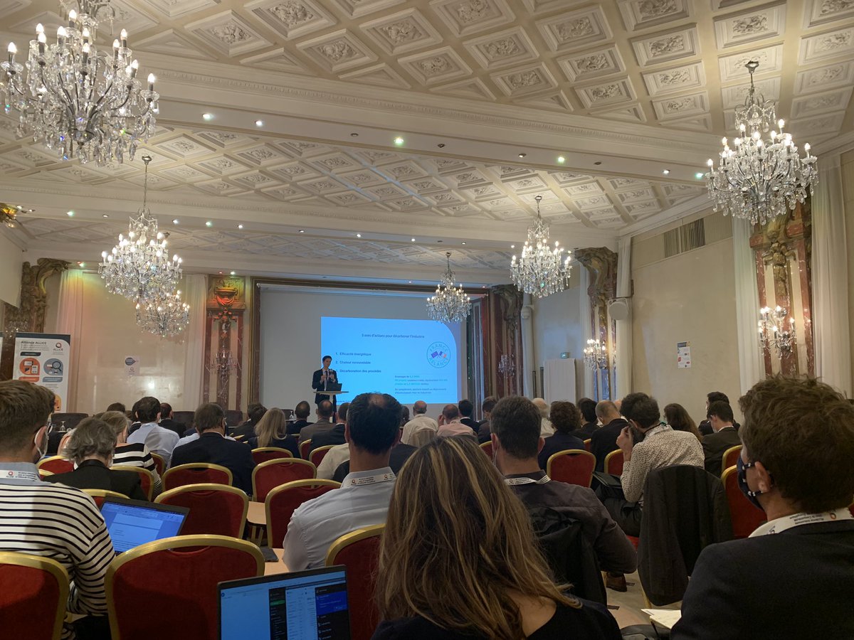 LIVE du congrès ALLICE  sur la décarbonation de l’industrie!
N’hésitez pas à venir me rencontrer pour discuter des enjeux du numérique liés à la décarbonation et de la solution innovante d’<a href="/energiency/">Energiency</a> 
#Décarbonation #Industrie #Digital