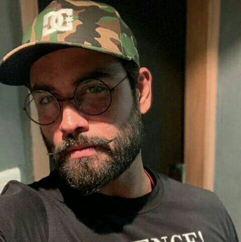 trp_express's tweet photo. #SuperExclusive

#RashmiSharma to roll out a new show on @ColorsTV. #VivianDSena approached to play lead for the show. https://t.co/tau6gRVfm0