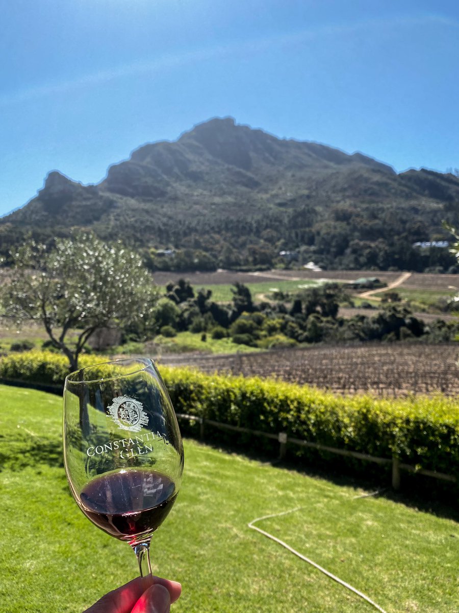 Lloydi_Boy's tweet photo. #WineRoutingWithLloyd - @ConstantiaGlen 

They’ve got a pretty cool #HeritageDay planned! I sat down with winemaker @winemakerJ for lunch. 

More here: https://t.co/UkJln4COtp https://t.co/uxUUn7iucY