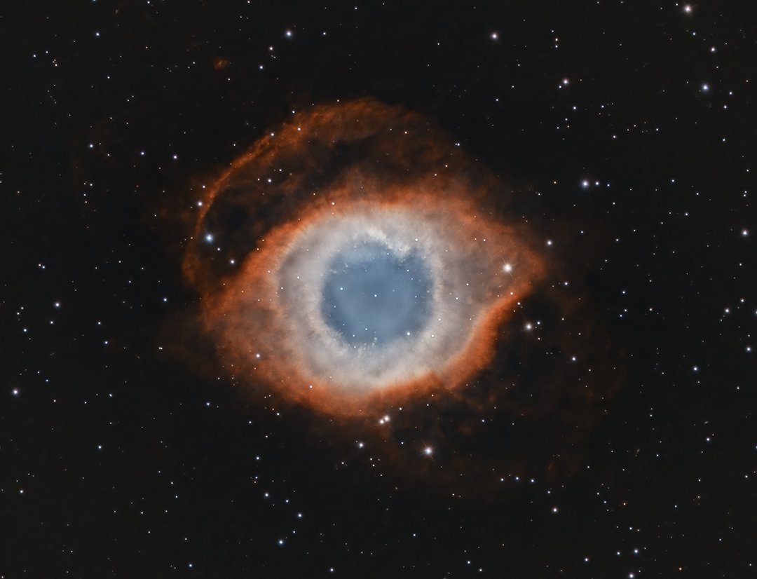 patternship's tweet image. Had some clear skies in the first week of September and got some decent air time with the Helix Nebula. 8 hours each of HA and O3 data. Spending more time with Pixinsight is starting to pay dividends. @erfmufn