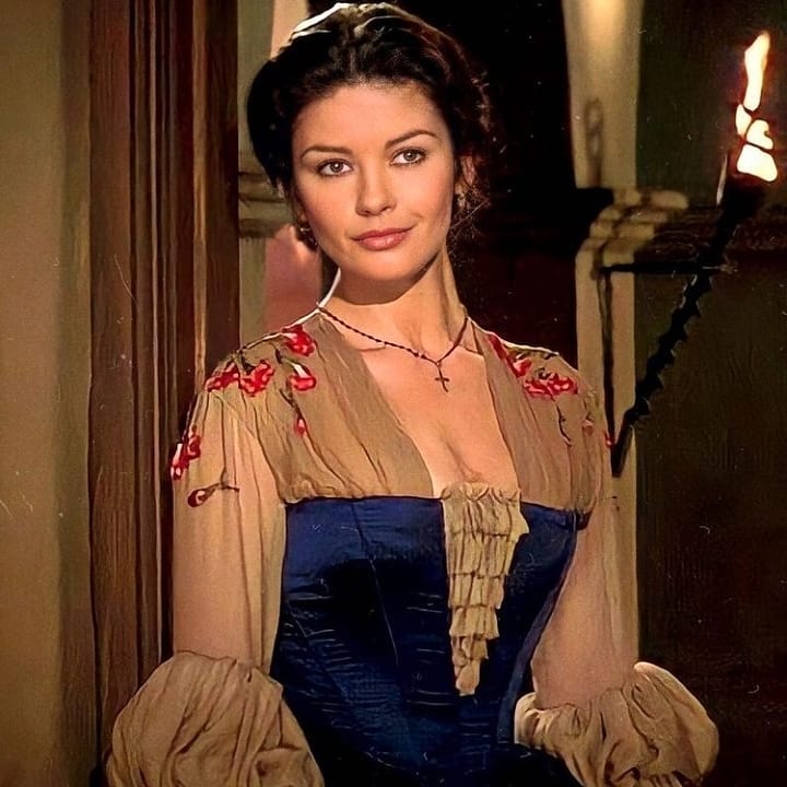 Catherine Zeta Jones Zorro Hair