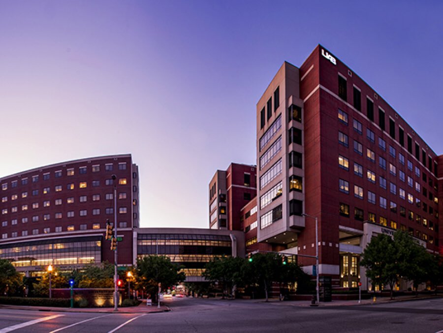 leslibless's tweet photo. University of Alabama Hospital, Birmingham has rescinded it’s 💉 requirement for all of its staff. https://t.co/flKxvATM8U