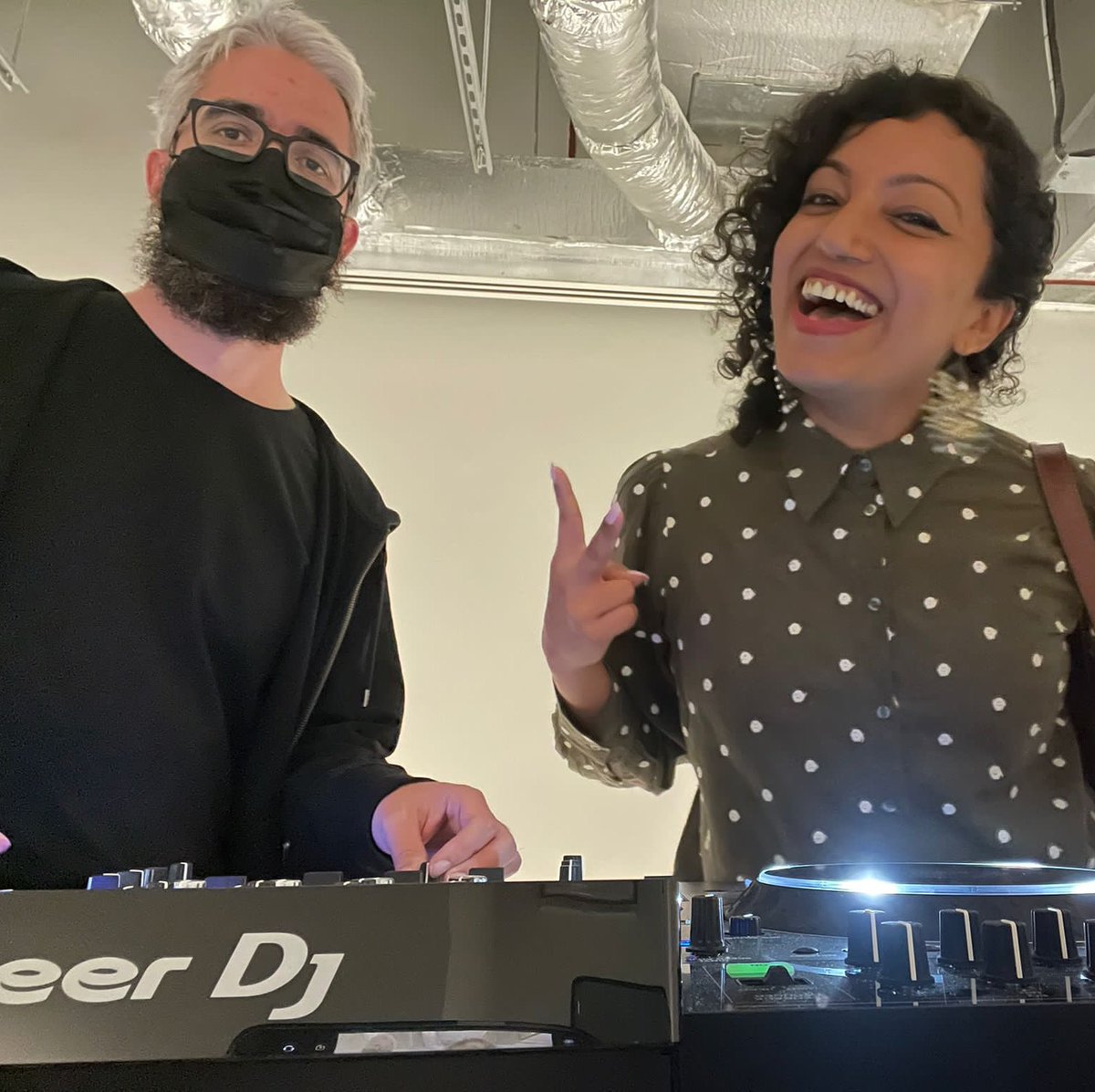 I’m performing with Shilpa Ananth this Saturday at <a href="/CinemaAkil/">Cinema Akil</a> in <a href="/AlserkalAvenue/">Alserkal Initiatives</a> Dubai. instagram.com/p/CUB6ej8JqX8/…