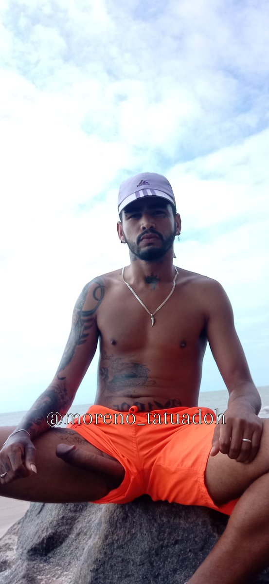 moreno_tatuadoh's tweet photo. Quem quer sentar 🍆?  da RT 🔄❤️ https://t.co/MgwBQ9SgWb