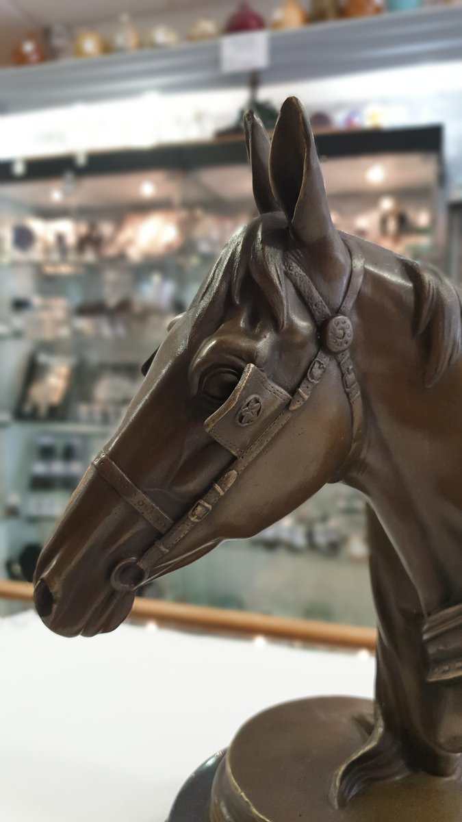 ShabbyTatt's tweet photo. Lovely cast #bronze #animals plus lots more stunning #bronzes available https://t.co/6RQMgGRCn1