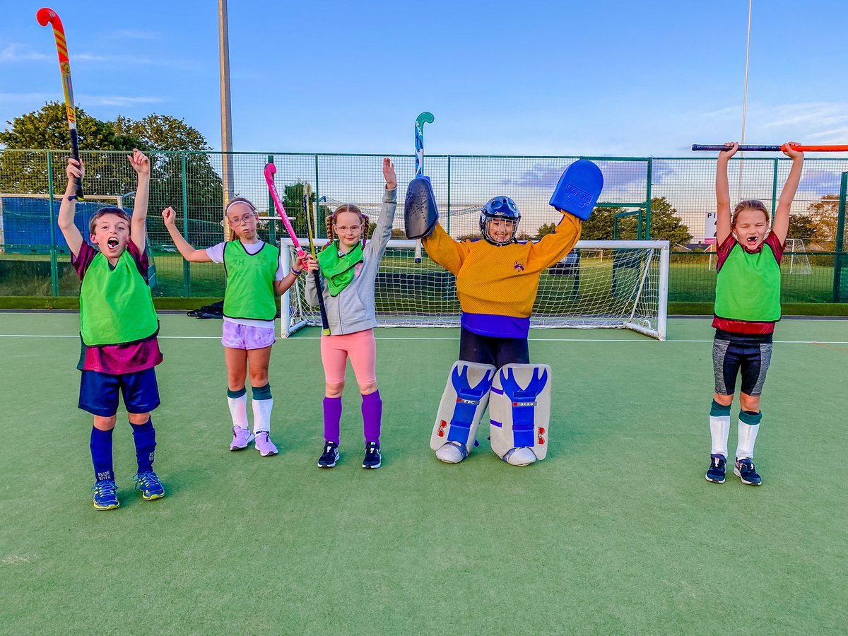 CannockHC's tweet photo. Your winning 5 a side team this week 🏆
Join us for junior hockey every Monday 🏑
#CannockHC #Respice #Aspice #Prospice #COYN
https://t.co/PmHNI1iV8m https://t.co/flsbCPhTaM