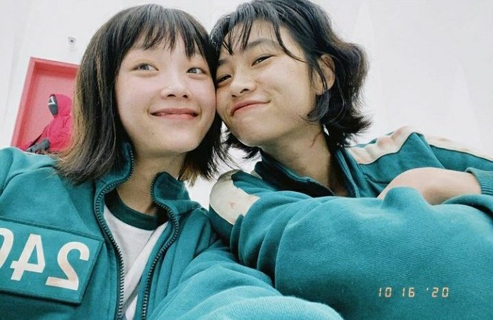 kcspeachjam's tweet photo. player 240 and player 067 👯‍♀️
#SquidGame https://t.co/EjXHbNe3VP