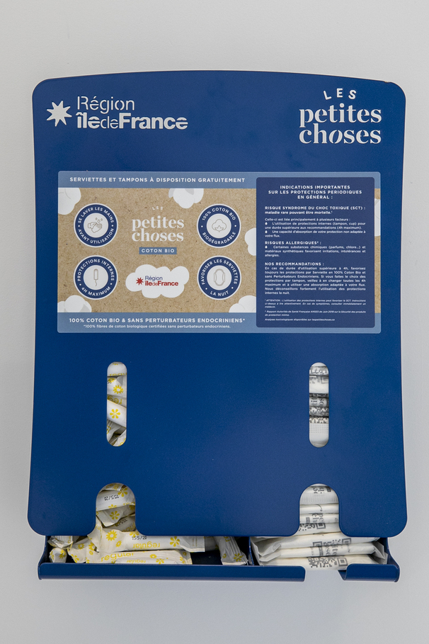 Région Île-de-France (@iledefrance) on Twitter photo 💡 Connaissez-vous <a href="/LPChoses/">Les Petites Choses</a> ?
✅ 100% des lycées publics franciliens sont équipés de distributeur de protections périodiques biologiques et gratuites
✅ 100% coton bio et sans perturbateurs endocriniens
📲 En savoir ➕ : iledefrance.fr/rentree-scolai… 💡 Connaissez-vous <a href="/LPChoses/">Les Petites Choses</a> ?
✅ 100% des lycées publics franciliens sont équipés de distributeur de protections périodiques biologiques et gratuites
✅ 100% coton bio et sans perturbateurs endocriniens
📲 En savoir ➕ : iledefrance.fr/rentree-scolai…