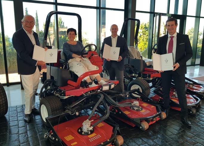 noticiasmaquina's tweet photo. Toro, patrocinador oficial de la Solheim Cup 2023 https://t.co/OK83YN0lNn #AGRICOLA #Riversa #SolheimCup2023 #Toro https://t.co/SBB2F7uJRs