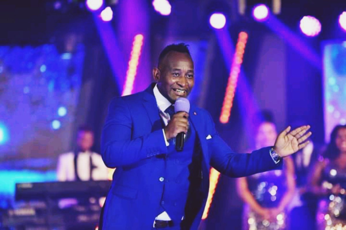 gareeba_P's tweet photo. Mehn we wait for #ProphetElvisMbonye like Christmas presents 🥰 hehe well September presents are here
2:00 PM EAT
https://t.co/aCg0FRXGrN
#Excited
#Itsbeenlong
#OMGhescoming
#LoveSeptembers
😁😎🥰🤩😘🏃 https://t.co/62kfiTvhky