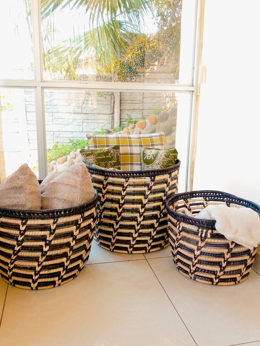 Ivenkile's tweet photo. I sell these amazing Handwoven baskets. I'm based in Durban and courier is available Nationwide. Please contact me on 0815620638 to order https://t.co/arr8ZYOVIb