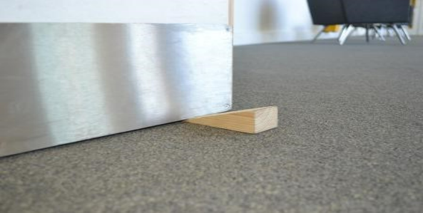 Principaldoors1's tweet photo. Fire doors save lives but cannot work if doors are propped open or damaged. We're reminding schools and businesses of the importance of keeping fire doors closed this Fire Door Safety Week. #FDSW2021 #BritWoodFed #FDSafetyWeek #firesafety #firedoors #principaldoorsets https://t.co/KjvRX7DqTT