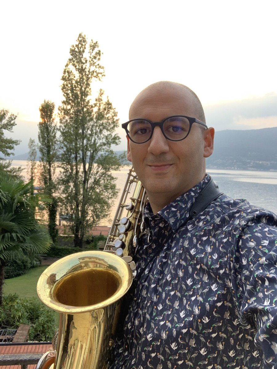 DomenicoMamone's tweet photo. Sax &amp; #djset at the #lake . #party #saxophone #lagomaggiore #birthdayparty #milano #mamonesax #sunset #inlombardia https://t.co/icQ8tNAIYM