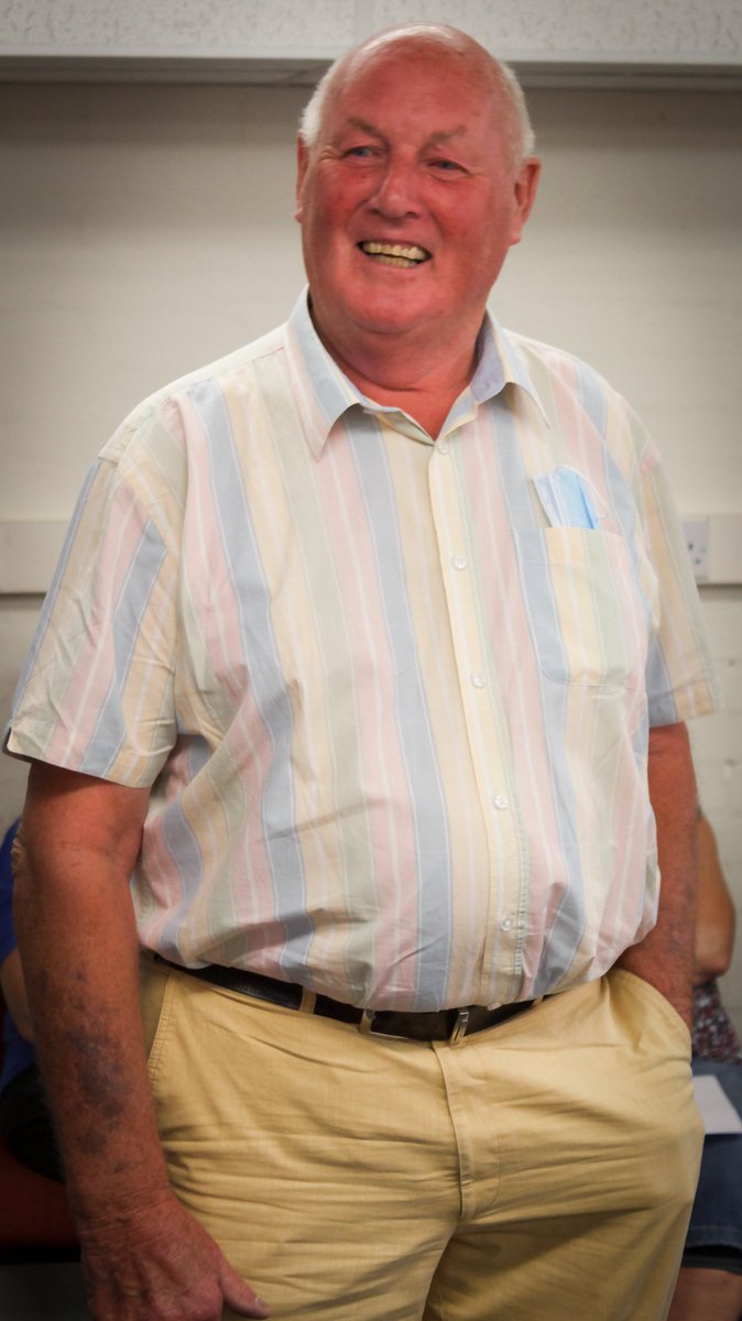 WWTransport's tweet image. Best wishes from all at Worcester Wheels to Brian Kelly who is retiring as a volunteer driver after ten years of dedicated service. (Photos: Brian; Dorm presenting Brian with a much-deserved retirement gift as a token of our appreciation)