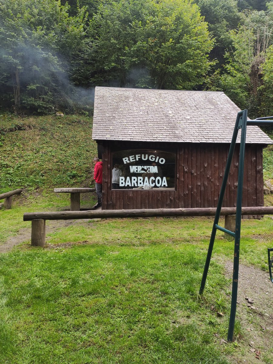 JaviMambo1054's tweet photo. La que se está preparando aquí, no tiene precio, barbacoa a tope.
#carnaca https://t.co/Simh4Ny3vl