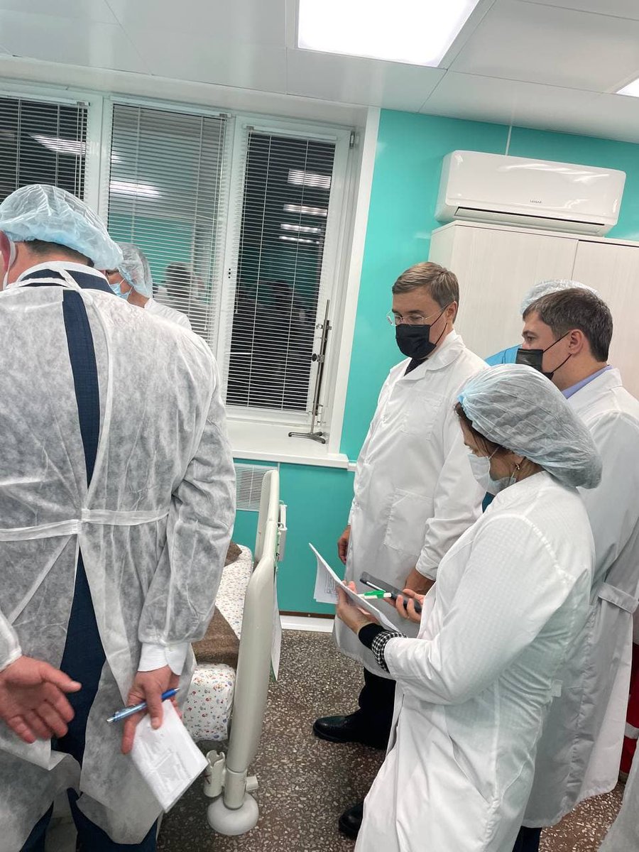 Глава Минобрнауки Валерий Фальков навестил пострадавших в результате стрельбы в Пермском госуниверситете 
 
«Всех, кому требуется более квалифицированная помощь, отправят в Москву», – заявил Фальков.