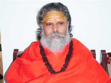 RSSorg's tweet image. अखाड़ा परिषद के अध्यक्ष व पूज्य संत नरेन्द्र गिरी जी के संदिग्ध निधन से हम सभी शोक संतप्त हैं। उनकी असमय मृत्यु से संत समाज में एक अपूरणीय क्षति हुई है। उनकी पावन स्मृति को श्रद्धांजलि व्यक्त करता हूँ।

- दत्तात्रेय होसबाले
सरकार्यवाह,