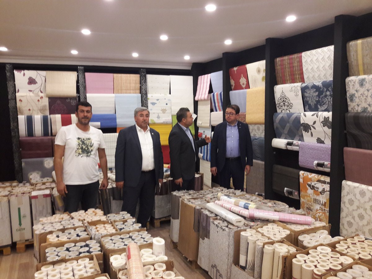 Şube başkanımız <a href="/MahmutSaatci/">Mahmut Saatçı</a> ve Yönetim Kurulu Üyelerimiz <a href="/SIH63/">MÜSLÜM KORKMAZ</a> ve Lütfü Delibalta ile birlikte Polat Duvar Kağıtları sahibi Sn. Mehmet Polat i işyerlerinde ziyaret ettik faaliyetleri hakkinda bilgi aldık
Misafir perverliklerinden dolayı teşekkür ederiz.
<a href="/MUSIAD/">MÜSİAD</a>