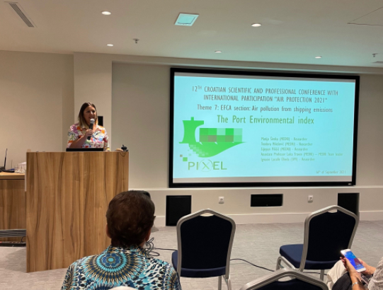 How we'd missed it!😢 Last week <a href="/PortsPixel/">PIXEL-ports</a> 🍃was, finally, #disseminated again in a physical event! 🌴 It was in Medulin 🇭🇷, at the #CroatianAirProtection2021 event, where the #MEDRI team made an outstanding presentation.👩‍🏫 Check out details here! pixel-ports.eu/?tribe_events=…