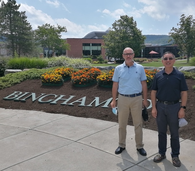 Meet Dr. Karim Bouzoubaa, current #Fulbright #VisitingScholar. Dr. Bouzoubaa is a professor at Mohamadia School of Engineers in Rabat. He got a Fulbright grant to do a post-doctoral research in Computer Science at State University of New York in Binghamton, NY.

#FulbrightMorocco