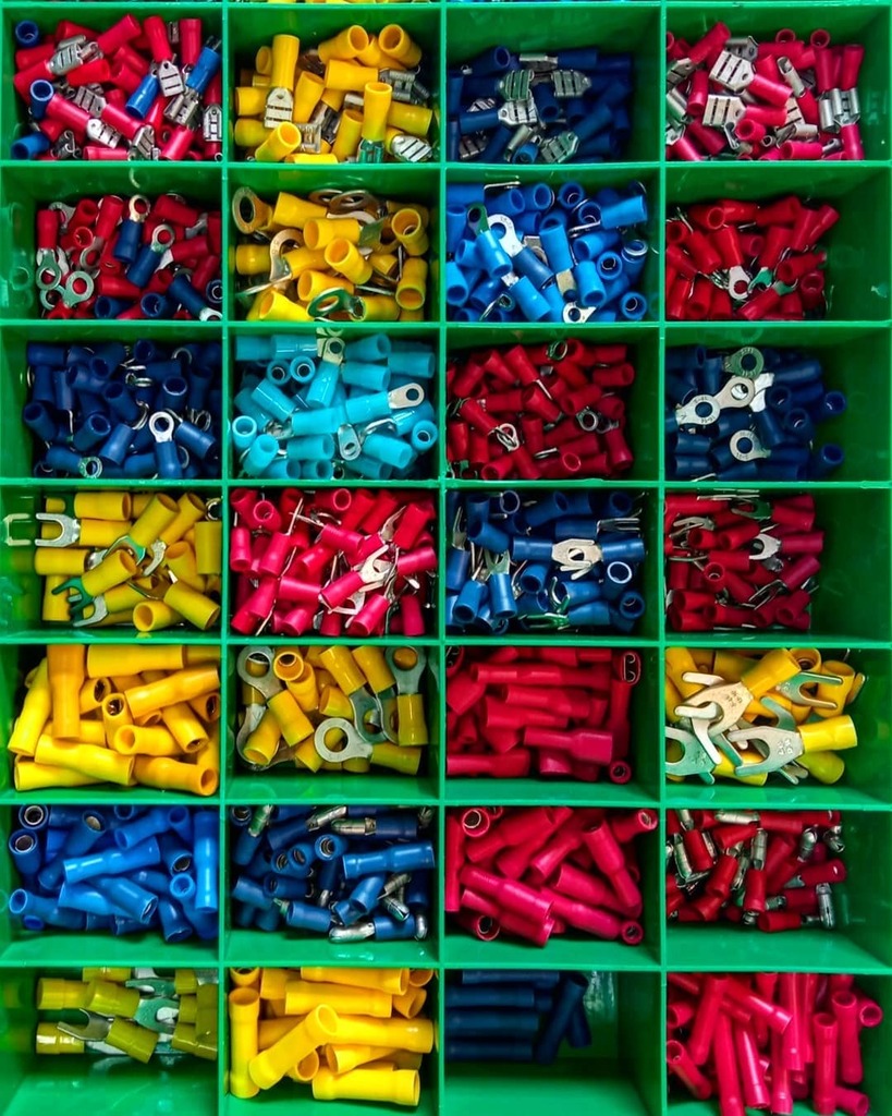 De qué sabor prefieres los conectores? #faston #conectores #electrónica