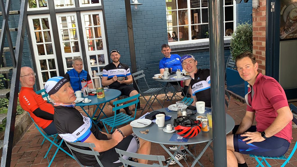 gasalot's tweet photo. Coffee in Stratford on day 2 London to Liverpool #AC2012 @Assoc_Anaes https://t.co/faVALDe18E