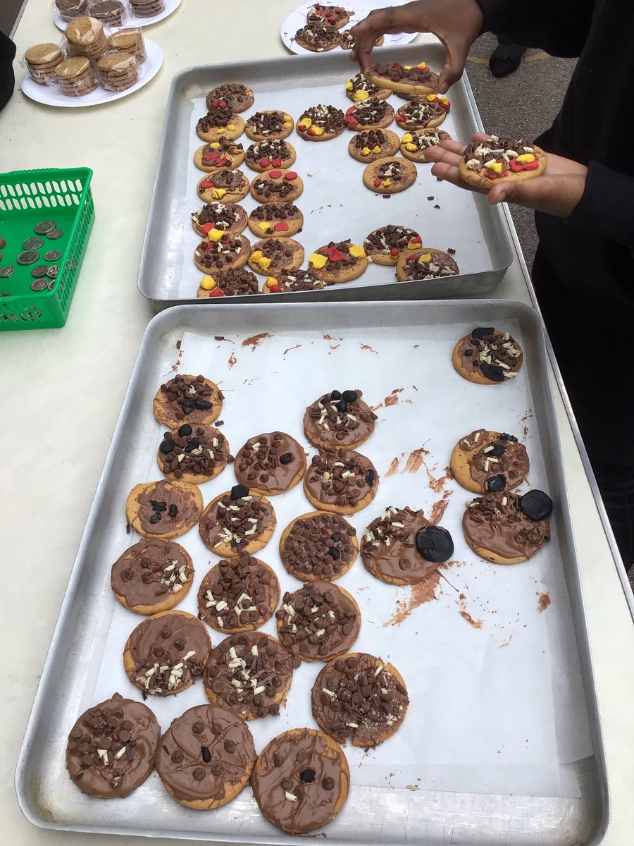 Looking forward to welcoming Prickly Pigs Hedgehog Rescue into school this afternoon.  KS1 have been raising some money to support them with a book sale and decorated biscuits!! #Intrepid #MoorlandsWay