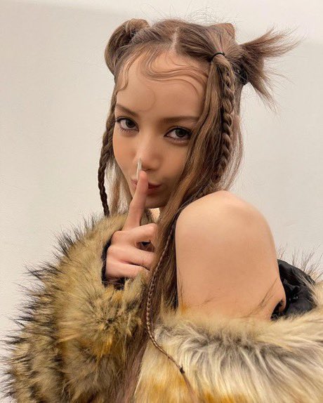 The face, the hair, the makeup, the nails, the fit… SHE IS SERVING.