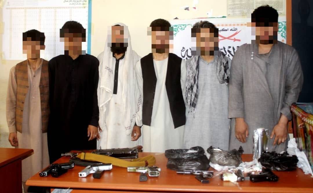 Herat security forces have arrested five people on charges of stealing vehicles. According to the press release of the Amina Herat Command Press Office, these individuals were arrested during the operation of the forces of the Fourth Security District
#AfghanTaliban
#AfghanLeaks