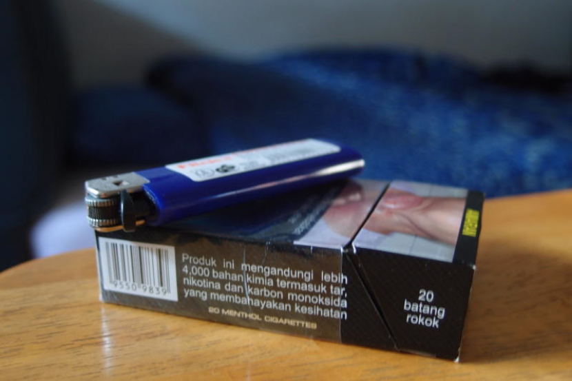 gasfellas's tweet photo. Smoking cigarette VS Vaping
Merokok dan Vaping, dua2 fungsi untuk deliver nikotin ke dalam aliran darah kita. But what’s the debate on kenapa dua benda ni tak sama? https://t.co/Fdky35hT7f